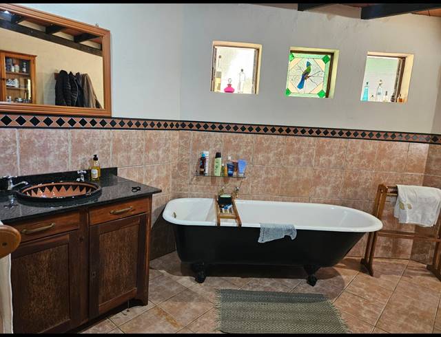 5 BEDROOM BED & BREAKFAST FOR SALE IN WESTVILLE